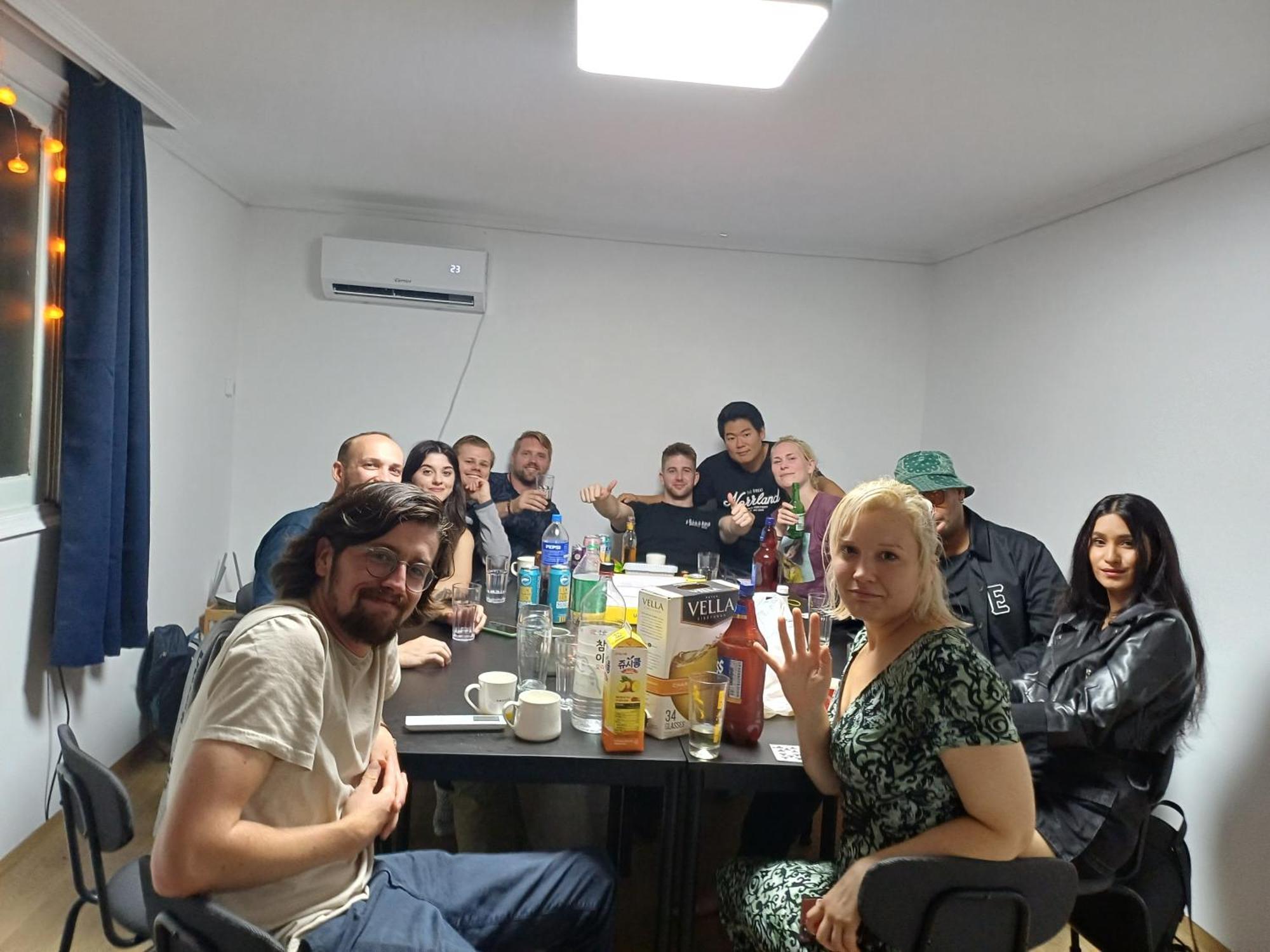 Ocean'S Guesthouse - Foreigners Only Сеул Екстериор снимка