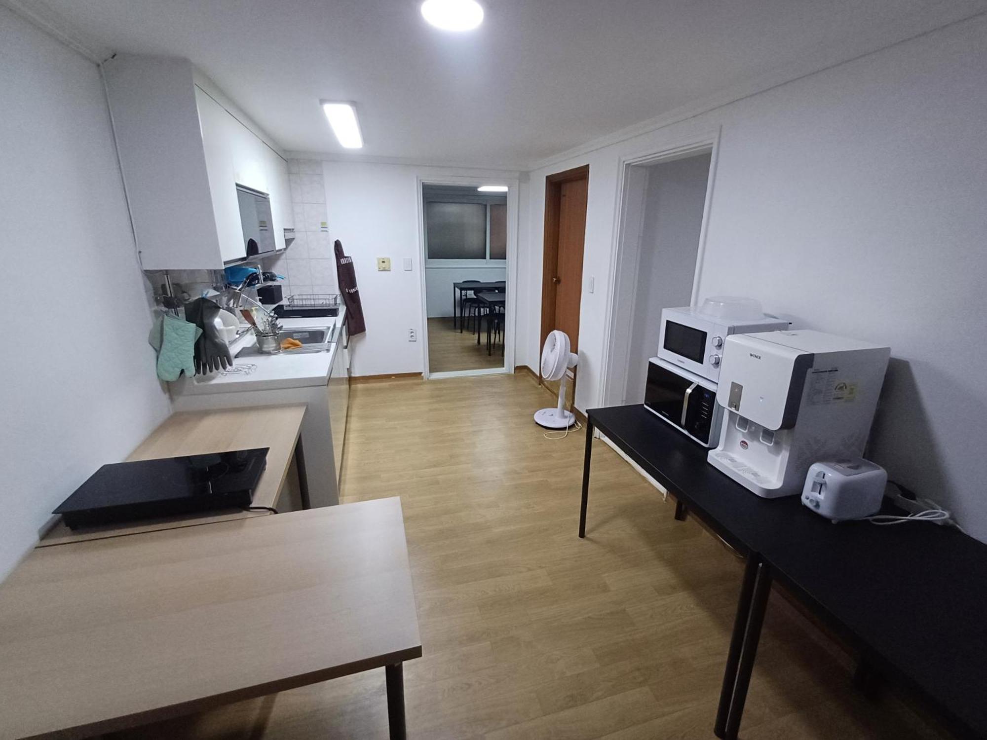 Ocean'S Guesthouse - Foreigners Only Сеул Екстериор снимка