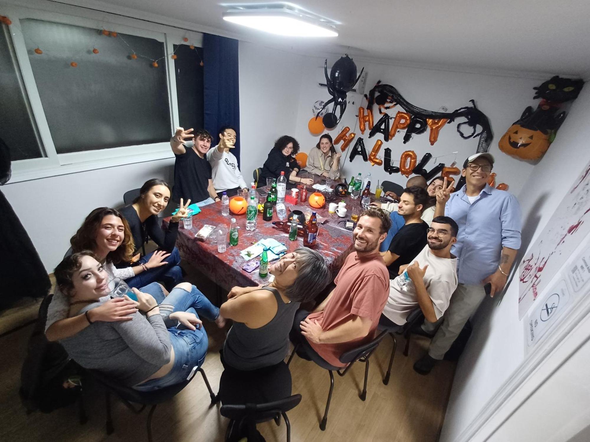 Ocean'S Guesthouse - Foreigners Only Сеул Екстериор снимка