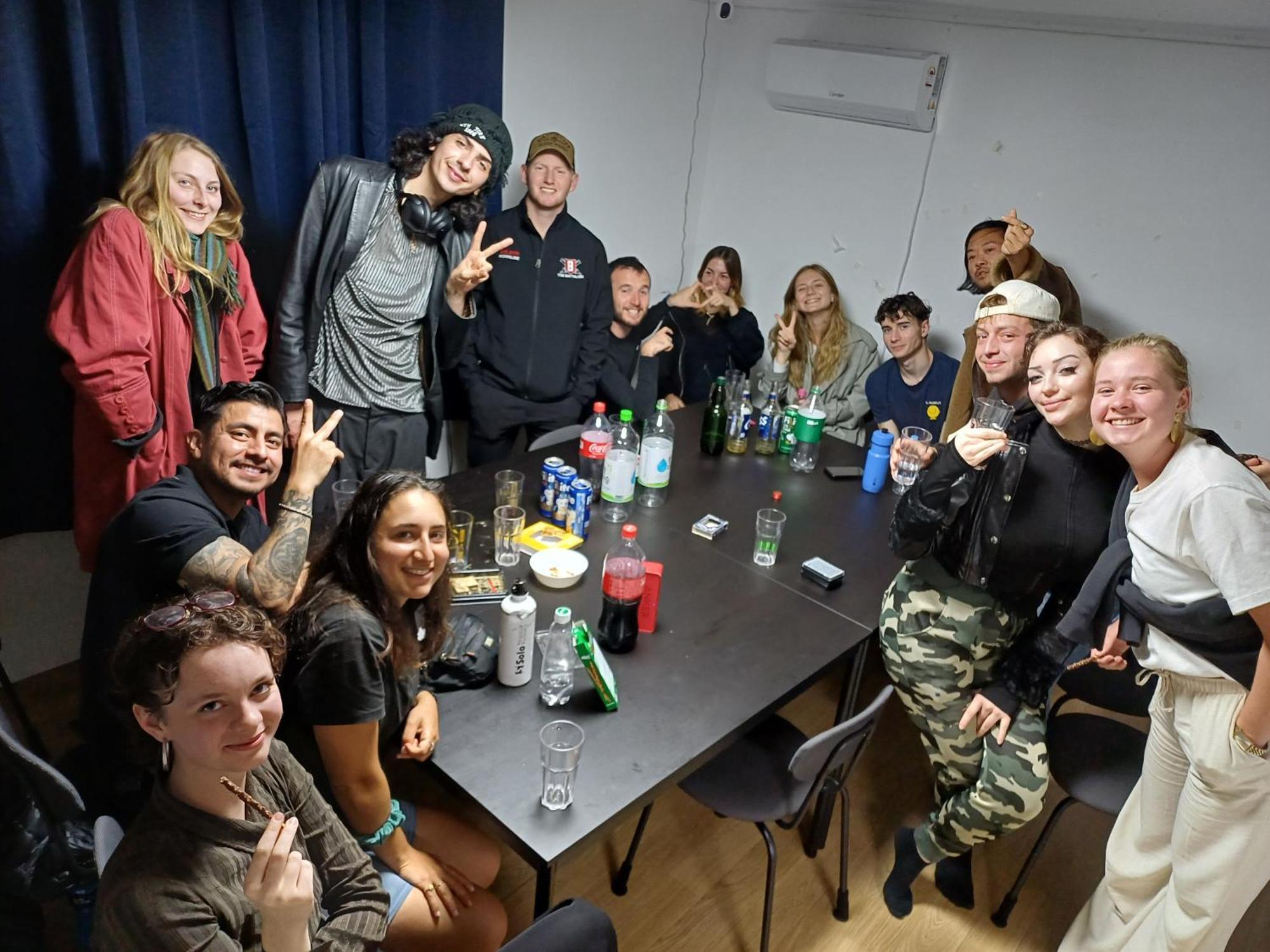 Ocean'S Guesthouse - Foreigners Only Сеул Екстериор снимка