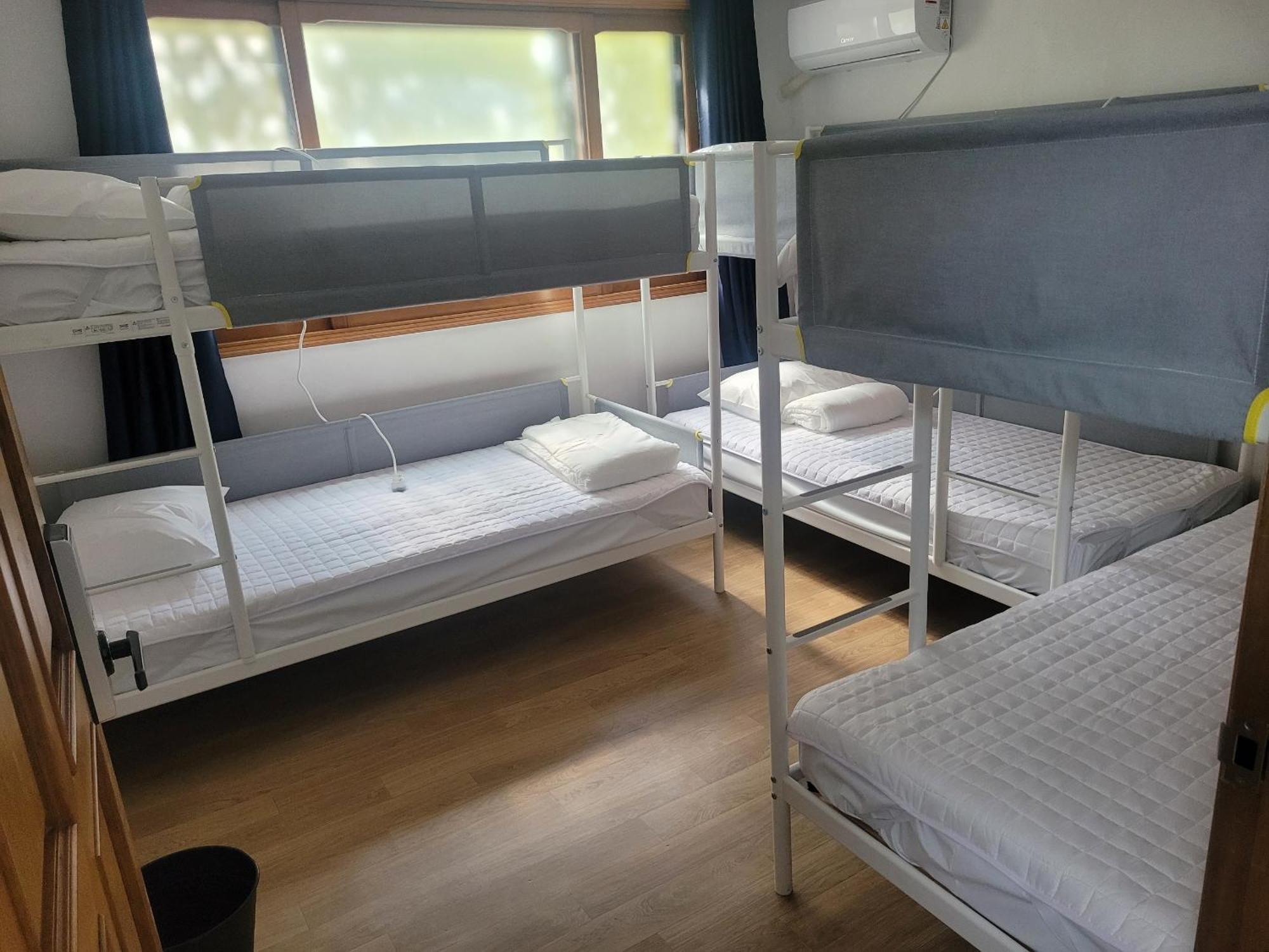 Ocean'S Guesthouse - Foreigners Only Сеул Екстериор снимка